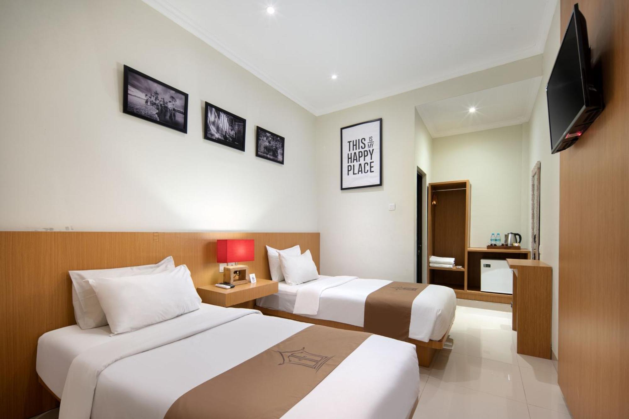 Angkul Angkul Segara Beach Kuta By Kamara Exterior photo